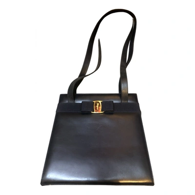 Pre-owned Ferragamo Vara Leather Handbag In Black