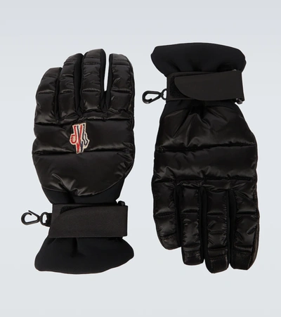 Moncler Technical Logo Gloves In Black