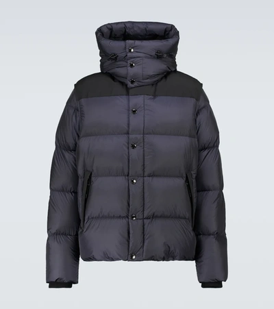 BURBERRY CONVERTIBLE DOWN JACKET,P00601740