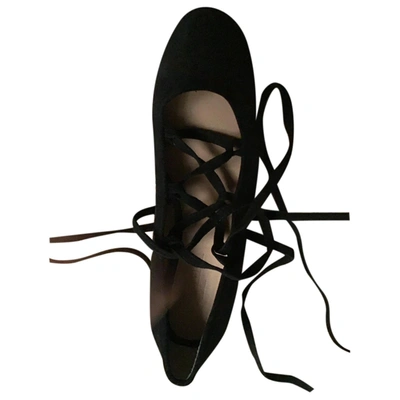 Pre-owned Max Mara Ballet Flats In Black