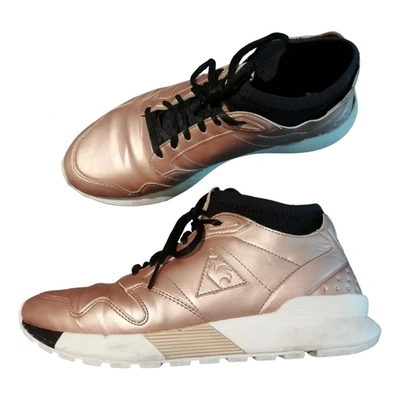 Pre-owned Le Coq Sportif Patent Leather Trainers In Gold