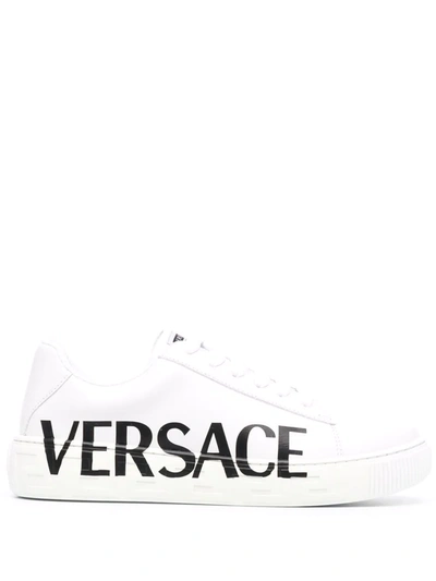 Versace Kids' 希腊风图案logo印花系带板鞋 In White