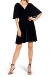 Alexia Admor Oakless Velvet Dress In Navy
