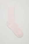 Cos Ribbed Cashmere Socks In Pink