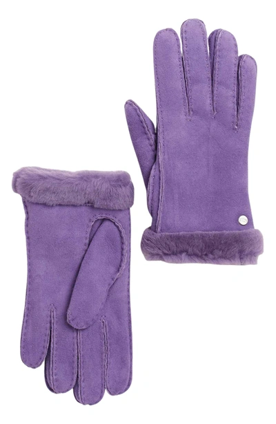 Ugg Genuine Dyed Shearling Slim Side Vent Gloves In Violet Bloom
