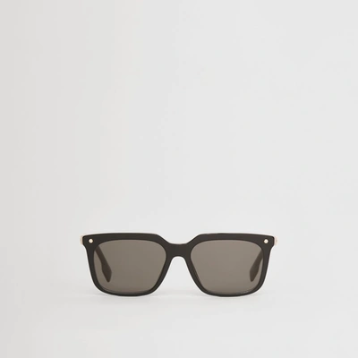 Burberry Stripe Detail Square Frame Sunglasses In Black