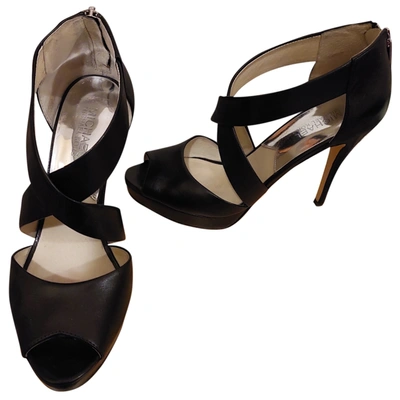 Pre-owned Michael Kors Leather Sandals In Black