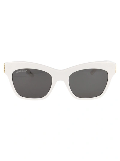 Balenciaga Kids'  Sunglasses In 006 White Gold Grey