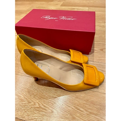 Pre-owned Roger Vivier Belle Vivier Patent Leather Heels In Yellow