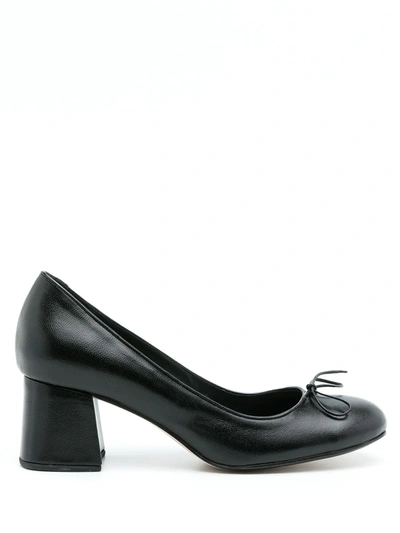 Sarah Chofakian Sandy Leather Pumps In Black