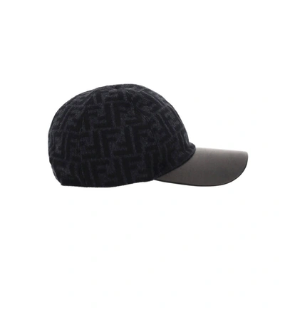 Fendi Logo-print Baseball Cap In Gris