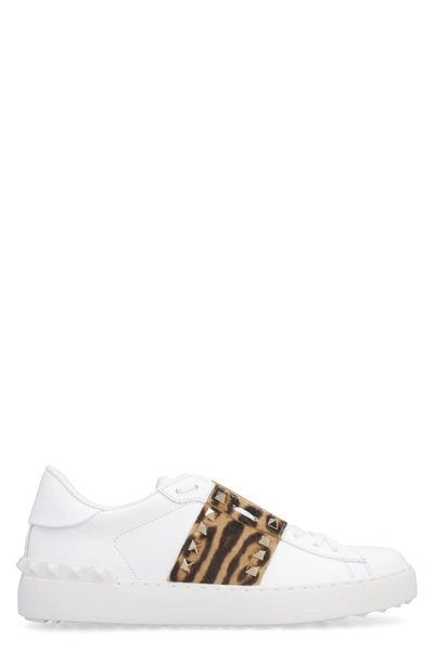 Valentino Garavani - Rockstud Leather Sneakers In White