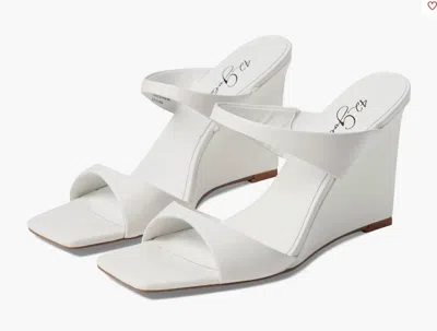 42 Gold Women's Omira Squared Toe Wedge Heels In White Leather