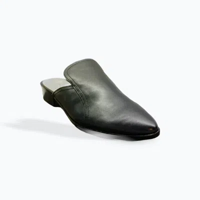 42 Gold Women's Soft Leather Mule In Black