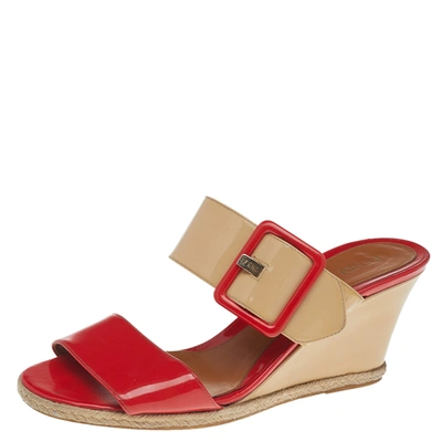 Pre-owned Fendi Orange-beige Patent Leather Buckle Strap Wedge Espadrille Sandals Size 39