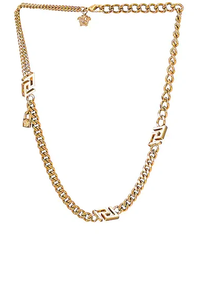 Versace Greek Motif Short Chain Necklace W/charm In 골드