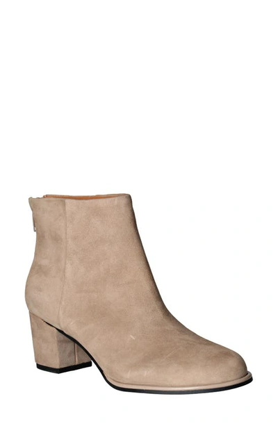 L'amour Des Pieds Perren Bootie In Taupe