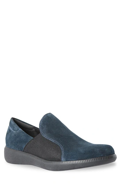 Munro Clay Wedge Slip-on Trainer In Navy