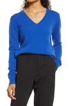 Nordstrom Cashmere Essential V-neck Sweater In Blue Surf