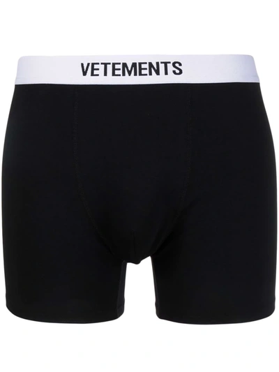 Vetements Logo Boxer Shorts In Black