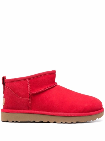 Ugg Mini Classic 皮质及踝靴 In Red