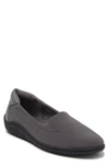 Easy Spirit Gift Flat In Dark Grey