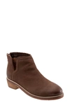 Softwalkr Ramona Ankle Boot In Chestnut