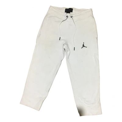 Pre-owned Jordan Trousers In White