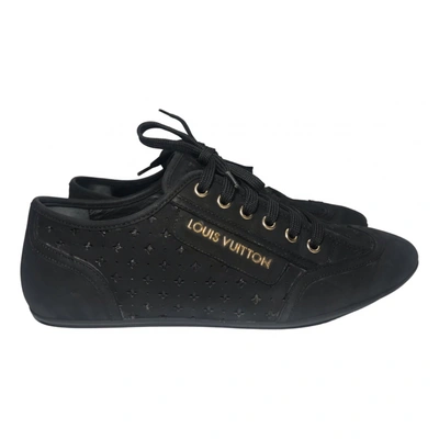 Pre-owned Louis Vuitton Leather Trainers In Black