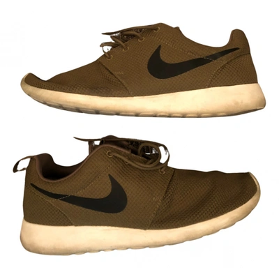 Pre-owned Nike Roshe Run Cloth Low Trainers In Green