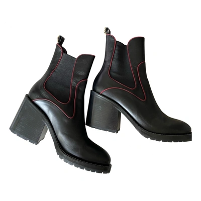 Pre-owned Fabrizio Viti Leather Ankle Boots In Black