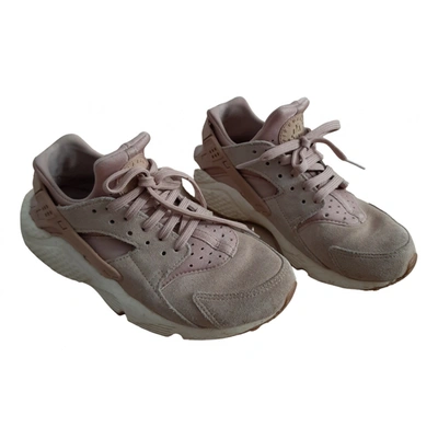 Pre-owned Nike Huarache Leather Trainers In Pink