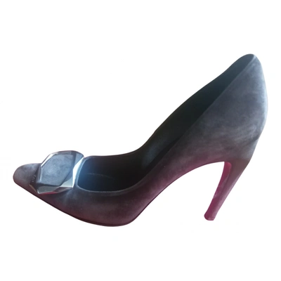 Pre-owned Roger Vivier Heels In Anthracite