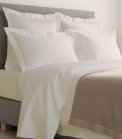 Harrods Of London Brompton Double Fitted Sheet (135cm X 190cm) In Ivory