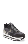 Voile Blanche Women's Maran Shearling Low Top Sneakers In Nero-grigio In Nero-grigio