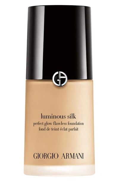 Giorgio Armani Luminous Silk Perfect Glow Flawless Oil-free Foundation, 1 oz In 3.8 - Fair/golden