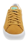 Puma Suede Vtg Sneaker In Honey Mustard/  White