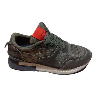 Pre-owned Givenchy Leather Low Trainers In Green