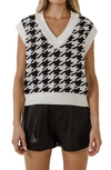 Endless Rose Houndstooth Sweater Vest In White