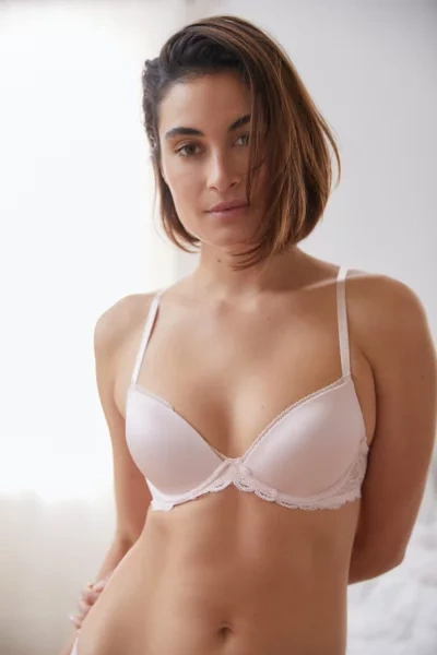 Calvin Klein Seductive Comfort Lace Push-up Bra In Pink