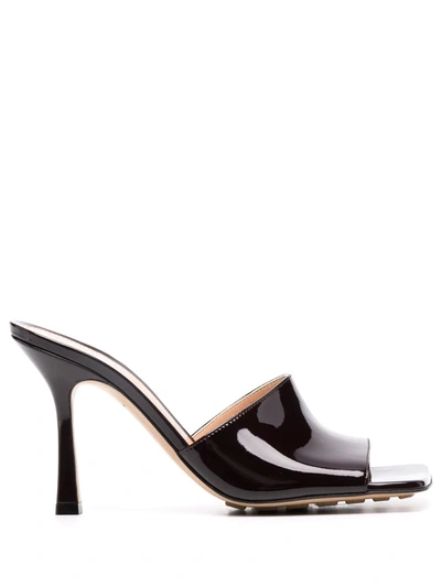 Bottega Veneta Stretch Square-toe Leather Mules In Pine