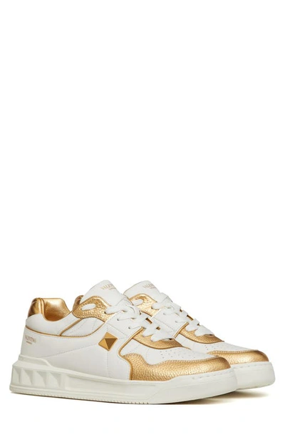 Valentino Garavani One Stud Leather Sneakers With Contrasting Inserts In White