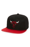 MITCHELL & NESS NBA GLOW CHICAGO BULLS SNAPBACK BASEBALL CAP,6HSSSH21010-CBUBKRD