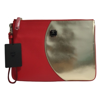 Pre-owned Mcm Leather Clutch Bag In Red