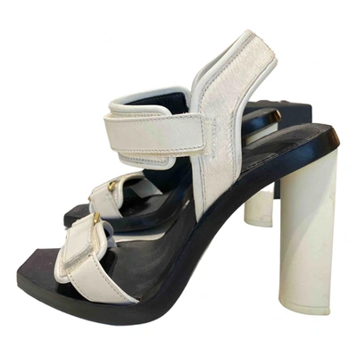 Pre-owned Calvin Klein Collection Pony-style Calfskin Sandal In White