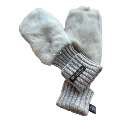 Pre-owned Loro Piana Cashmere Gloves In Beige