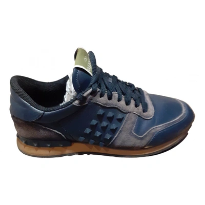 Pre-owned Valentino Garavani Leather Trainers In Navy