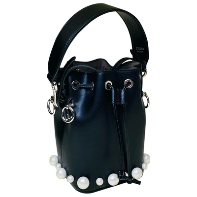 Pre-owned Fendi Mon Trésor Leather Crossbody Bag In Black
