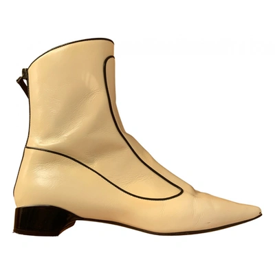 Pre-owned Fabrizio Viti Patent Leather Ankle Boots In Ecru