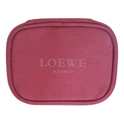 Pre-owned Loewe Cloth Vanity Case In Burgundy
